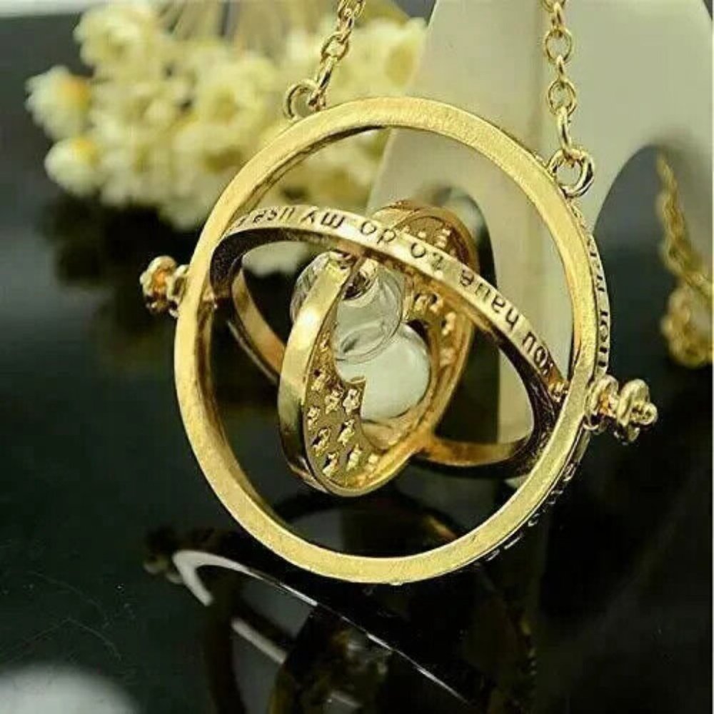 HARRY POTTER HERMIONE GRANGERS TIME TURNER NECKLACE, FILM PROP PENDANT UK SENT